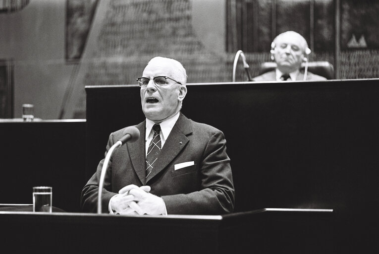 Session in Luxembourg in February 1977