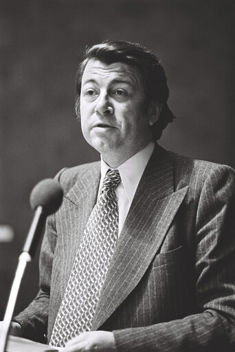 Georges CLERFAYT during a session in Luxembourg on February 1977.