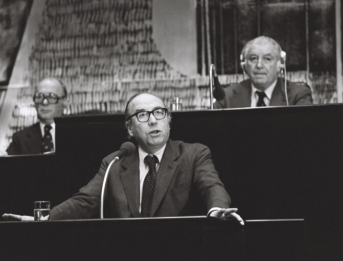 Fotografie 7: Portraits of Roy JENKINS in a Luxembourg session