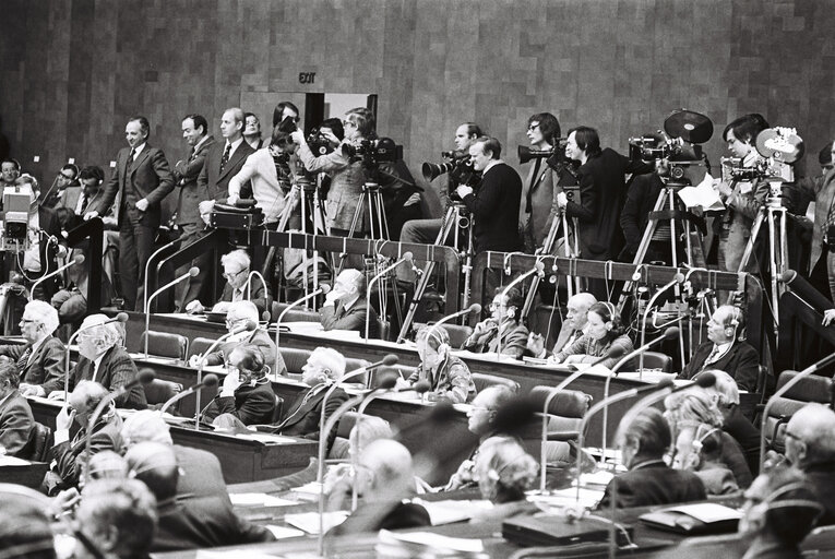 Commission Jenkins in plenary session in Luxembourg on January 1977