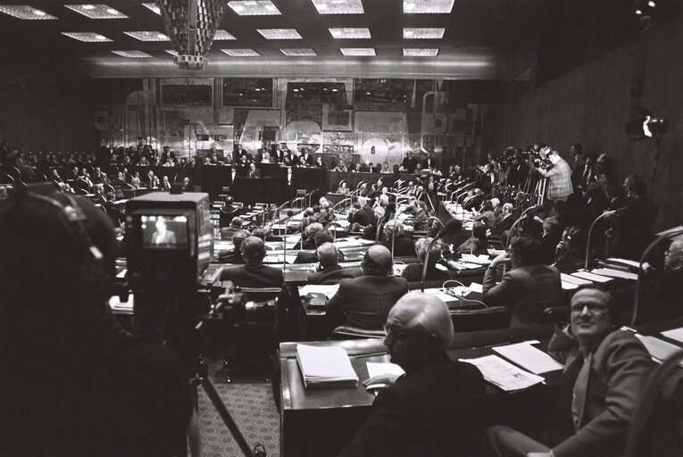 Commission Jenkins in plenary session in Luxembourg on January 1977