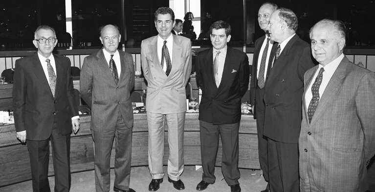 Photo 10: Meeting with the representatives of Balkans countries parliaments in Strasbourg in September 1991.