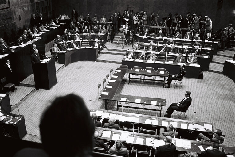 Commission Jenkins in plenary session in Luxembourg on January 1977