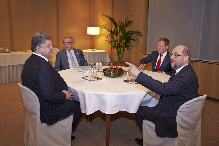 Photo 10: European Council President, EP President and EC President meet with the President of Ukraine