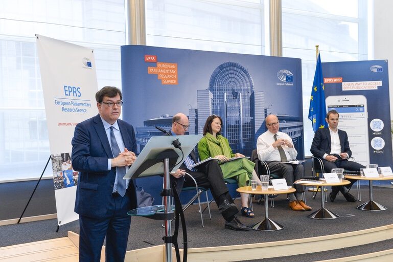 Foto 19: EPRS - EUI Policy Roundtable - ' The Development of European Integration : Crisis or Opportunity ? '