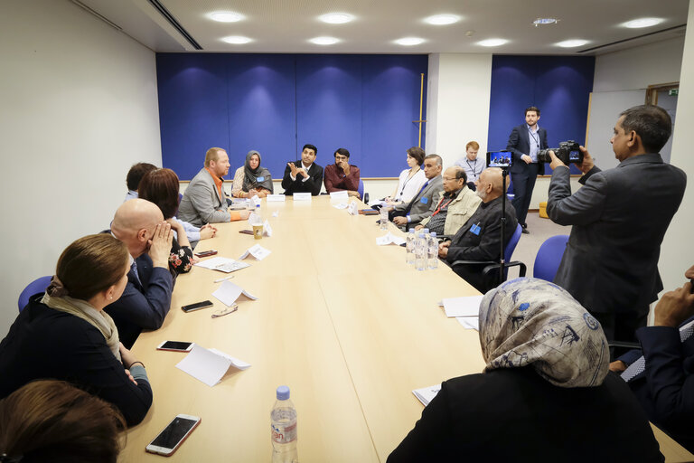 Photo 27: Wajid KHAN MEP meets with Mrs Shameem SHAWL, Chair Person of the Kashmir Women Forum and a representative of the International Muslim Women Union at UN Human Rights Council, on Human rights abuses in Jammu-Kashmir.