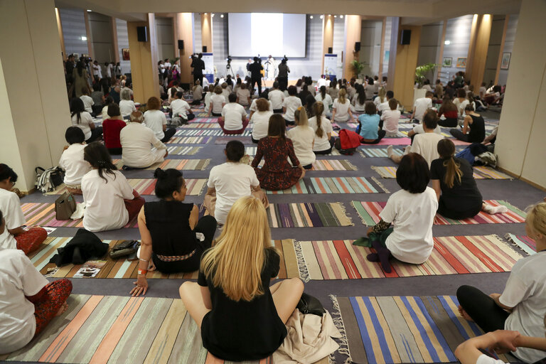 Fotografi 17: World Yoga Day 2018