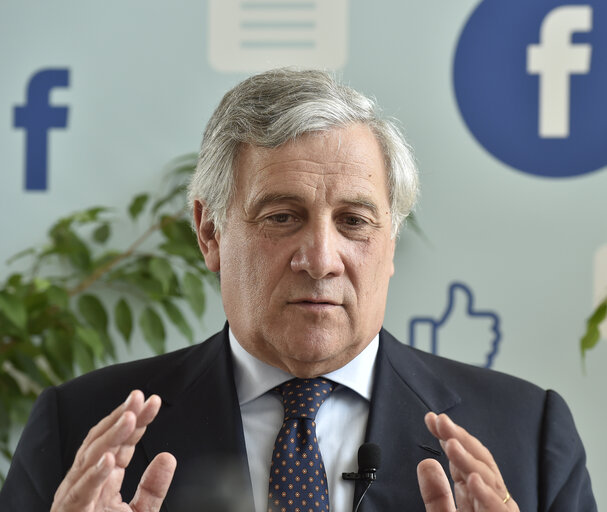 Fotografija 13: Facebook chat with Antonio TAJANI - EP President