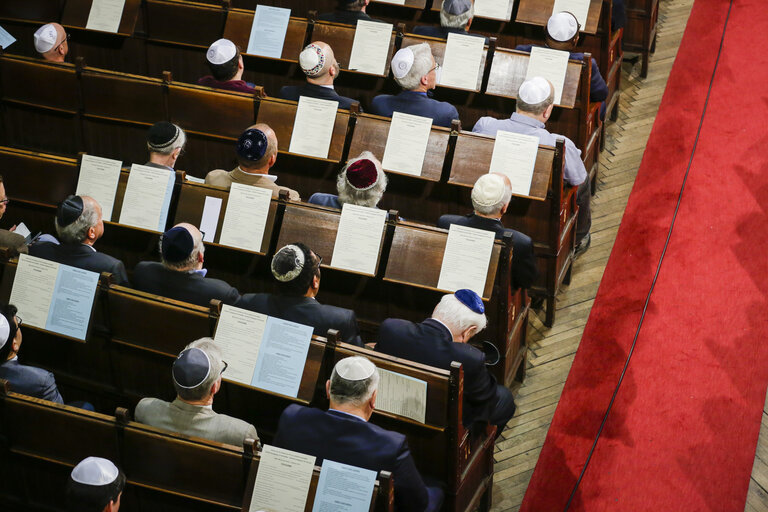 Fotogrāfija 8: Lord Jakobovits Prize of European Jewry