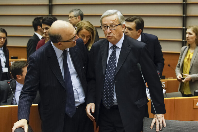 Billede 36: Plenary session in Brussels - week 46 2014 - EP President Opening of the Plenary: 25th anniversary of the fall of the Berlin wall.  Statement by the President