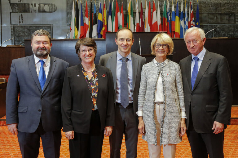 Photo 5 : Family pictures of the EP Quaestors