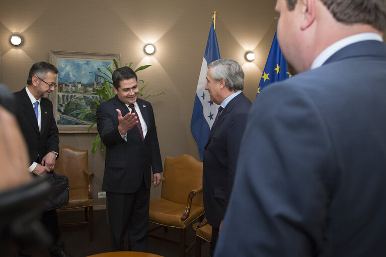 Fotografija 13: Visit of Juan Orlando HERNANDEZ, President of the Honduras to the European Parliament in Brussels