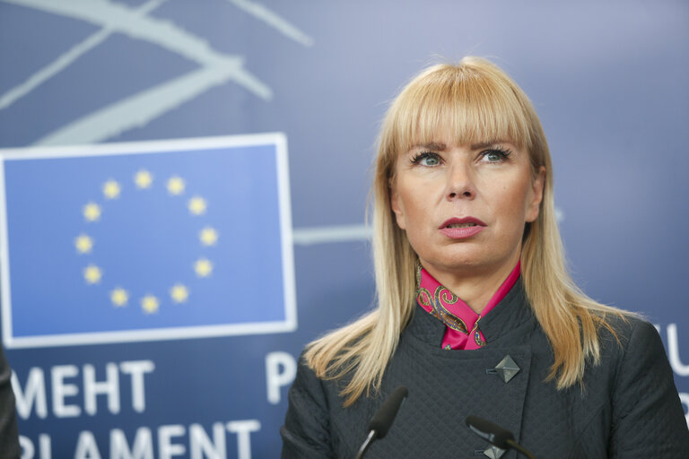 Valokuva 25: Press conference following the Hearing of Commissioner-designate for Internal Market, Industry, Entrepreneurship and SMEs - ITRE - IMCO