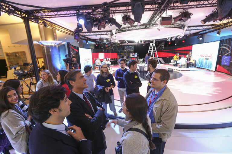 Photo 1 : Vox Box Studio set up for Spanish TV programme Las Mananas de Cuatro