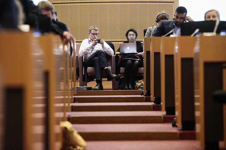 Photo 23 : Hearing of Commissioner-designate for Budget and Human Ressources - BUDG - CONT