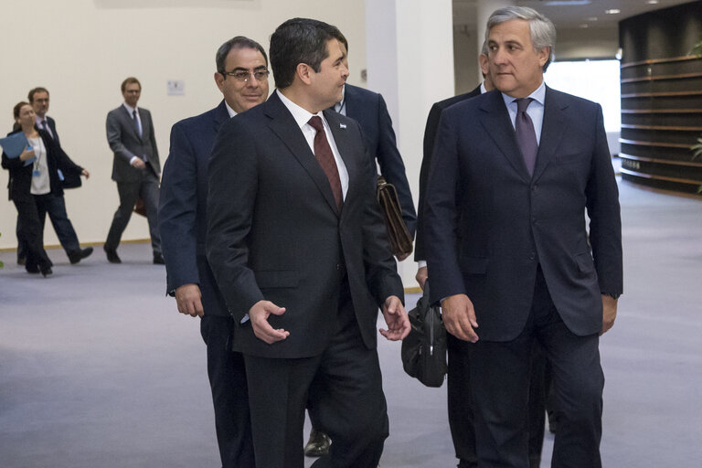 Fotografija 15: Visit of Juan Orlando HERNANDEZ, President of the Honduras to the European Parliament in Brussels