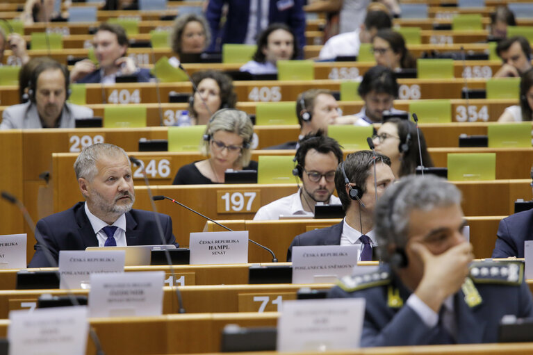 Fotografija 21: High level conference on migration management- Round table ' Securing the EU’s external borders '