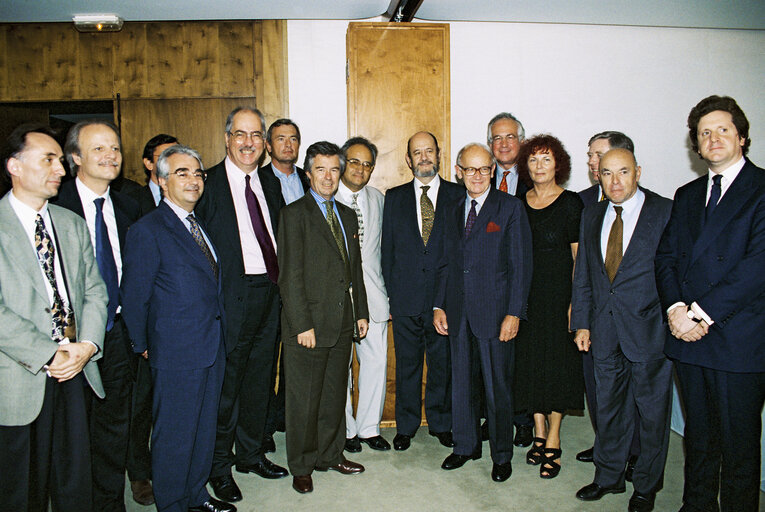 Jose Maria GIL-ROBLES GIL-DELGADO meets Mr Alexandre LAMFALUSSY