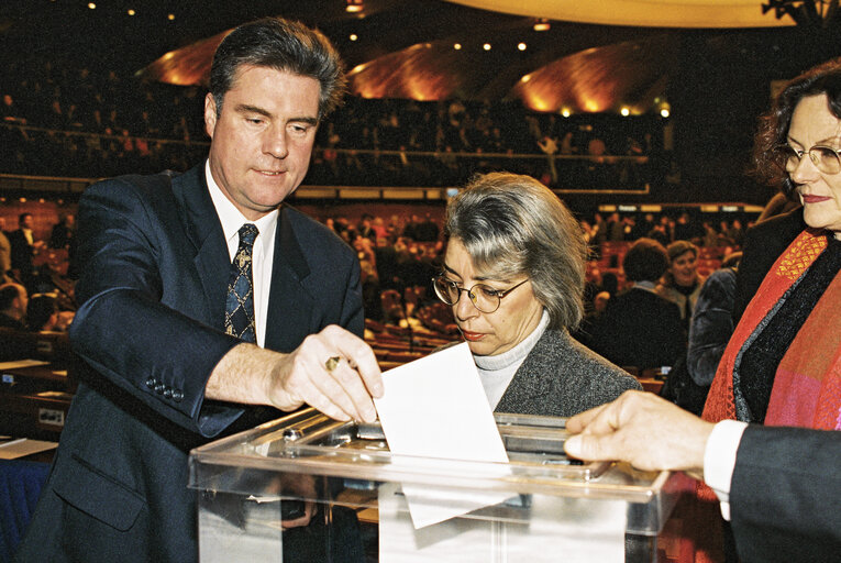 Photo 23 : Plenary Session in Strasbourg. Election of the President of the European Parliament