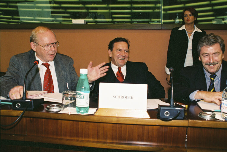 Снимка 7: The Speaker of the German Bundesrat meets with German MEPs at the EP in Strasbourg