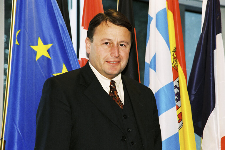 Fotografie 2: Portrait of MEP Paul RUBIG in Brussels