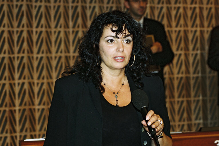 Fotogrāfija 2: Portrait of Brian Aline PAILLER in the Hemicycle at Strasbourg