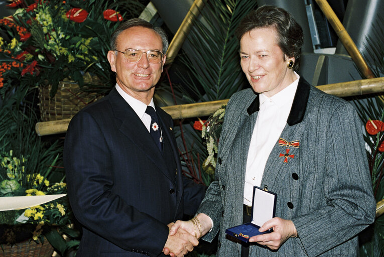 Nuotrauka 31: German MEPs are awarded the German 'Verdienstkreuz' (Merit Cross of the Federal Republic of Germany)