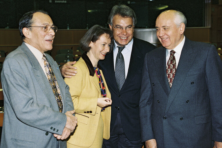 Mikhael GORBATCHEV, the President of the Supreme Soviet visit to the EP in Brussels on December 3, 1998.