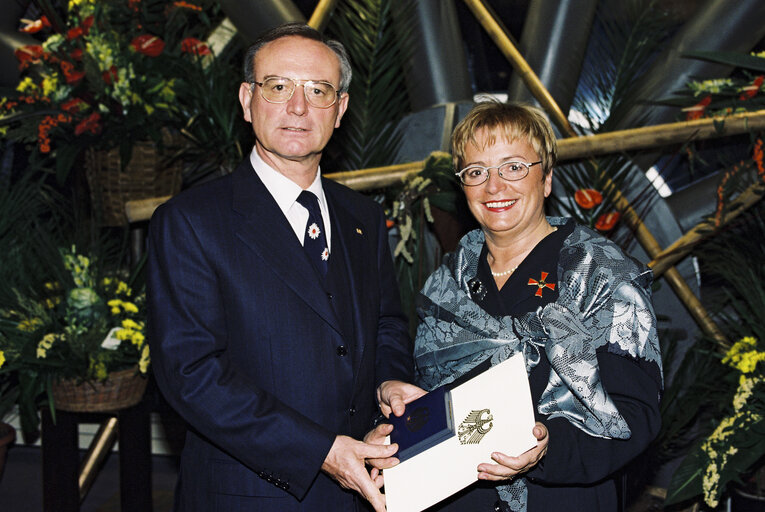 Nuotrauka 37: German MEPs are awarded the German 'Verdienstkreuz' (Merit Cross of the Federal Republic of Germany)