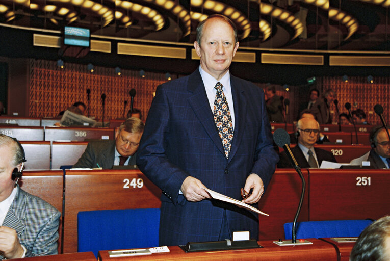 Photo 2 : MEP Dietrich ELCHLEPP in plenary session in Strasbourg