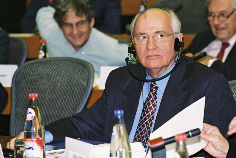 Fotó 3: Mikhael GORBATCHEV, the President of the Supreme Soviet visit to the EP in Brussels on December 3, 1998.