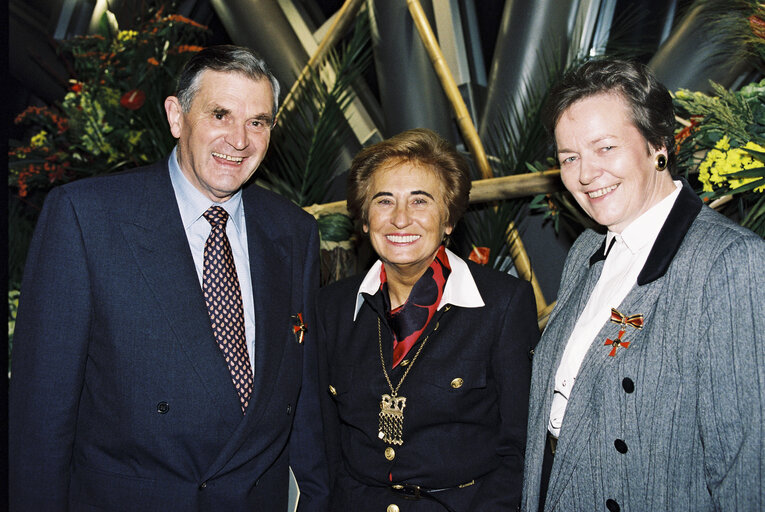 Nuotrauka 27: German MEPs are awarded the German 'Verdienstkreuz' (Merit Cross of the Federal Republic of Germany)