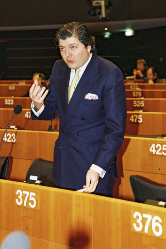 Foto 1: The MEP Inigo MENDEZ DE VIGO during a session in Brussels in January 1998.