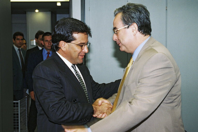 Photo 3 : Meeting with the Cuban Foreign Affairs Minister