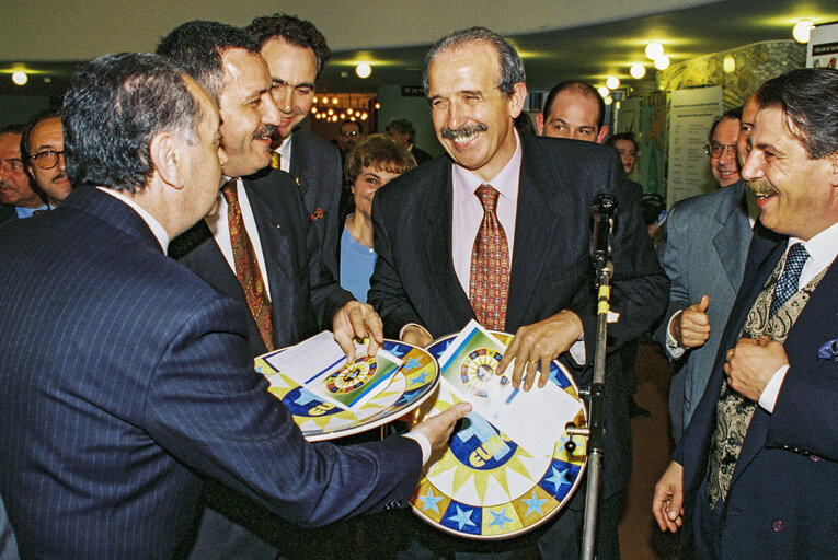 Foto 5: Launch of an exhibition on City Deruta (Umbria - Italy) at the European Parliament in Strasbourg