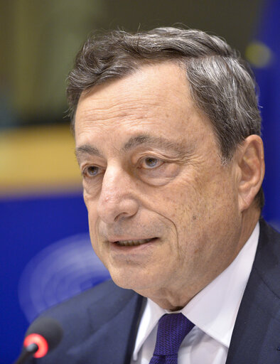 Photo 13: EP Committee on Economic and Monetary AffairsPublic Hearing with Mario DRAGHI, Chairman of the European Systemic Risk Board