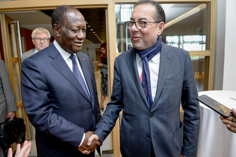 Fotagrafa 2: Gianni PITTELLA meets with H.E. Alassane OUATTARA, President of the Republic of Côte d'Ivoire