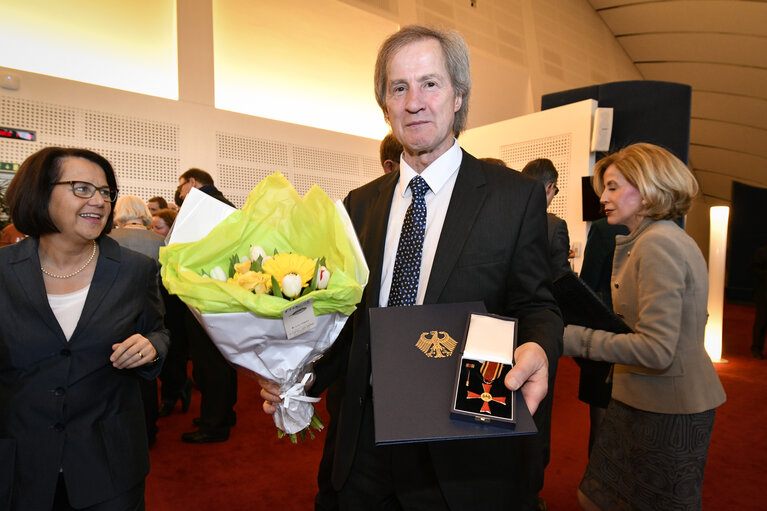 Fotó 3: Bundesverdienstkreuz (German Federal Cross of Merit) ceremony at the EP in presence of EP President