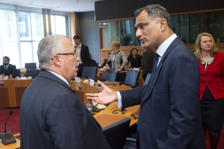 Foto 8: Joint meeting with the President of the Assembly of the Representatives of the People of Tunisia and Political Group Chairs of the European Parliament and Tunisian Parliament