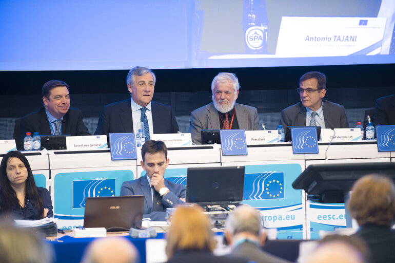 Fotografia 2: Plenary session of the European Economic and Social Committee - Closing remarks