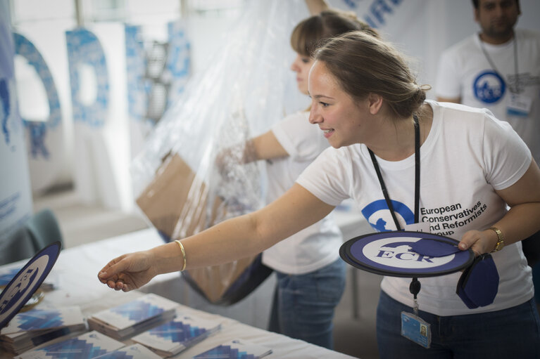 Foto 3: Open Day 2017 in Brussels - Stands political groups