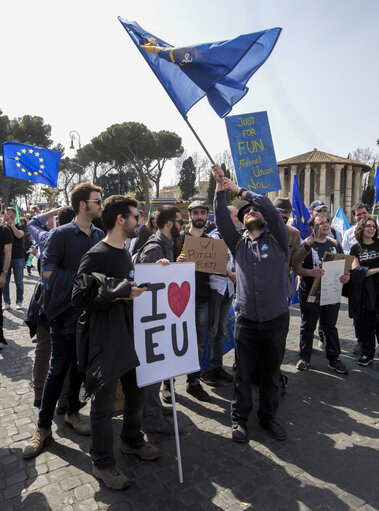 Fotografija 14: Celebrations of the 60th anniversary of the signing of the Treaties of Rome - Forum on the Future of Europe - ' March in Rome '