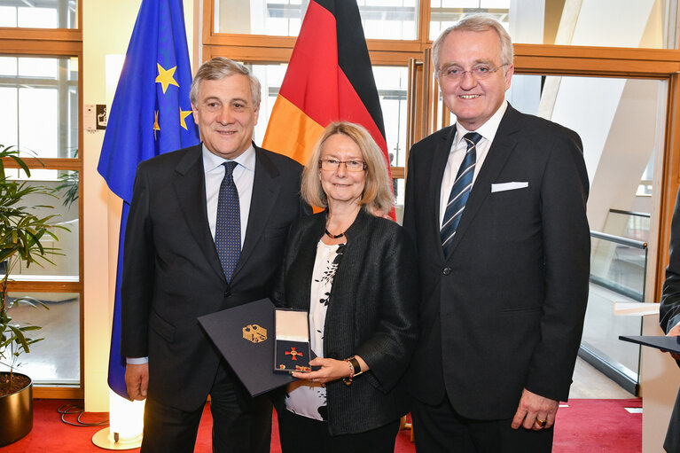 Fotó 13: Bundesverdienstkreuz (German Federal Cross of Merit) ceremony at the EP in presence of EP President