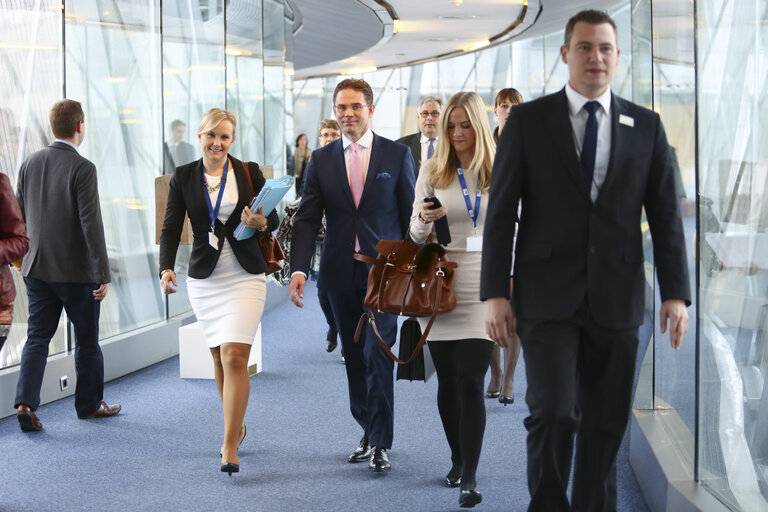 Foto 1: Arrival of Commissioner-designate for Jobs, Growth, Investment and Competitiveness