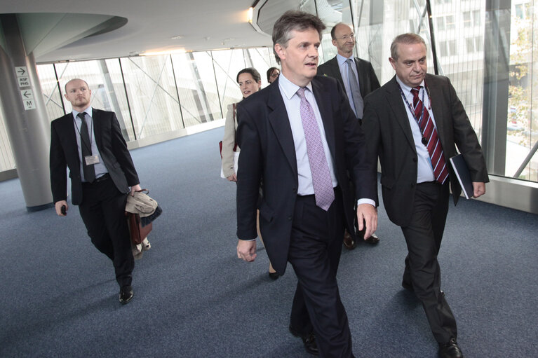 Fotografija 1: Arrival of Commissioner-designate for Financial Stability, Financial Services and Capital Markets Union