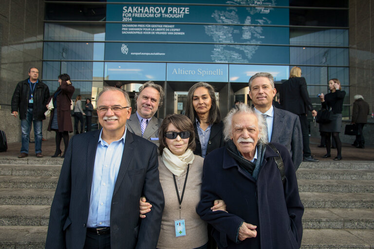 Fotografi 6: Syriza MEPs at the European Parliament in Brussels