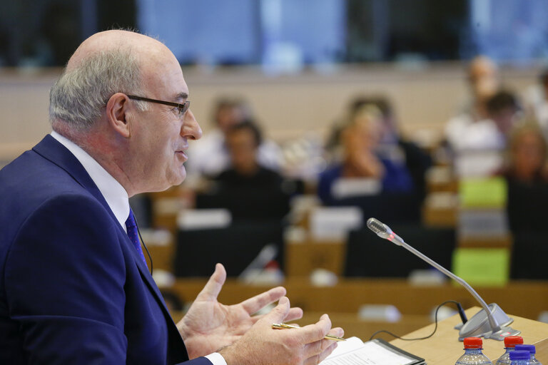 Fotografie 6: Hearing of Commissioner-designate for Agriculture and Rural Development - AGRI