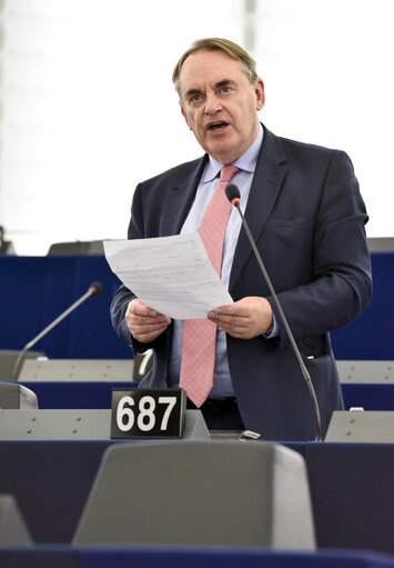 Φωτογραφία 15: Plenary session week 43 2014 in strasbourg - European IS fighters