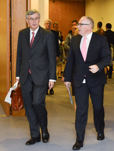 Fotografija 4: Arrival of Commissioner-designate for Better Regulation, Inter-Institutional Relations, Rule of Law and Charter of Fundamental Rights - First Vice-President of the Commission