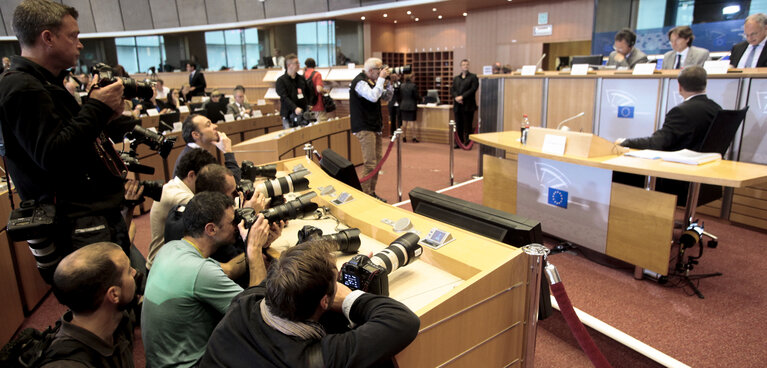 Fotografija 38: Hearing of Commissioner-designate for Euro and Social Dialogue - ECON - EMPL